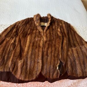 Coat brown mink cape